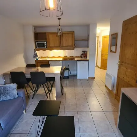 Apartment Apprt 41m2 6 Pers Avec 2 Chambres, 1 Coin Montage Avec Garage