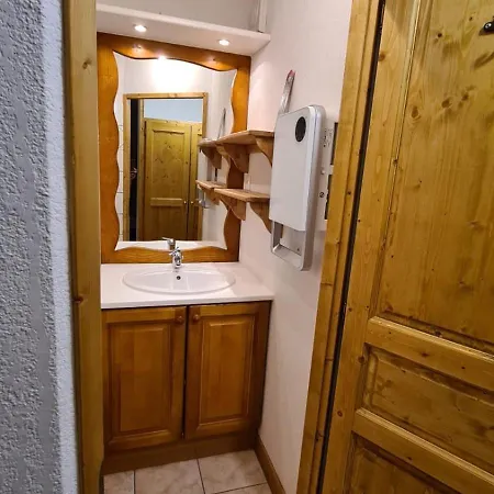 Apartment Apprt 41m2 6 Pers Avec 2 Chambres, 1 Coin Montage Avec Garage